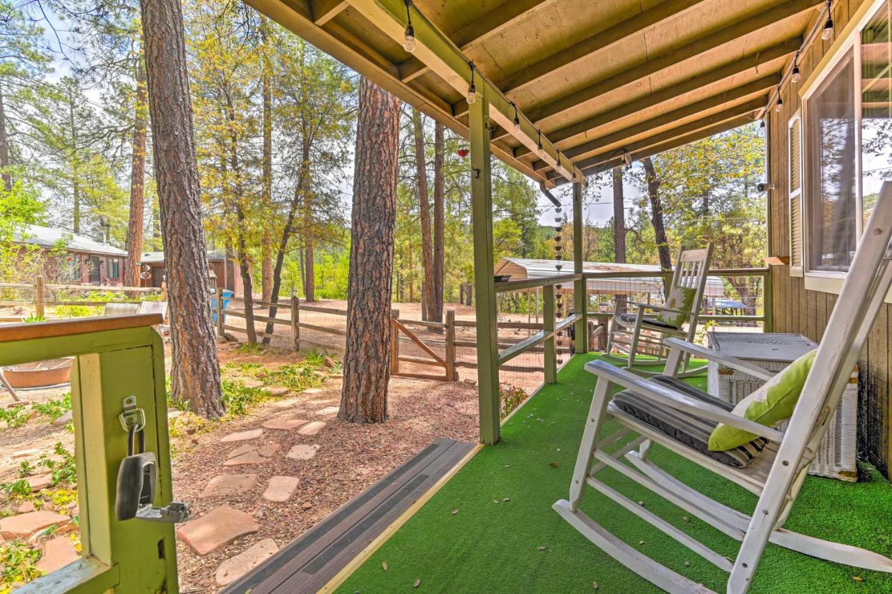 Pine Cabin In The Woods With Yard And Grill! Villa Exterior photo